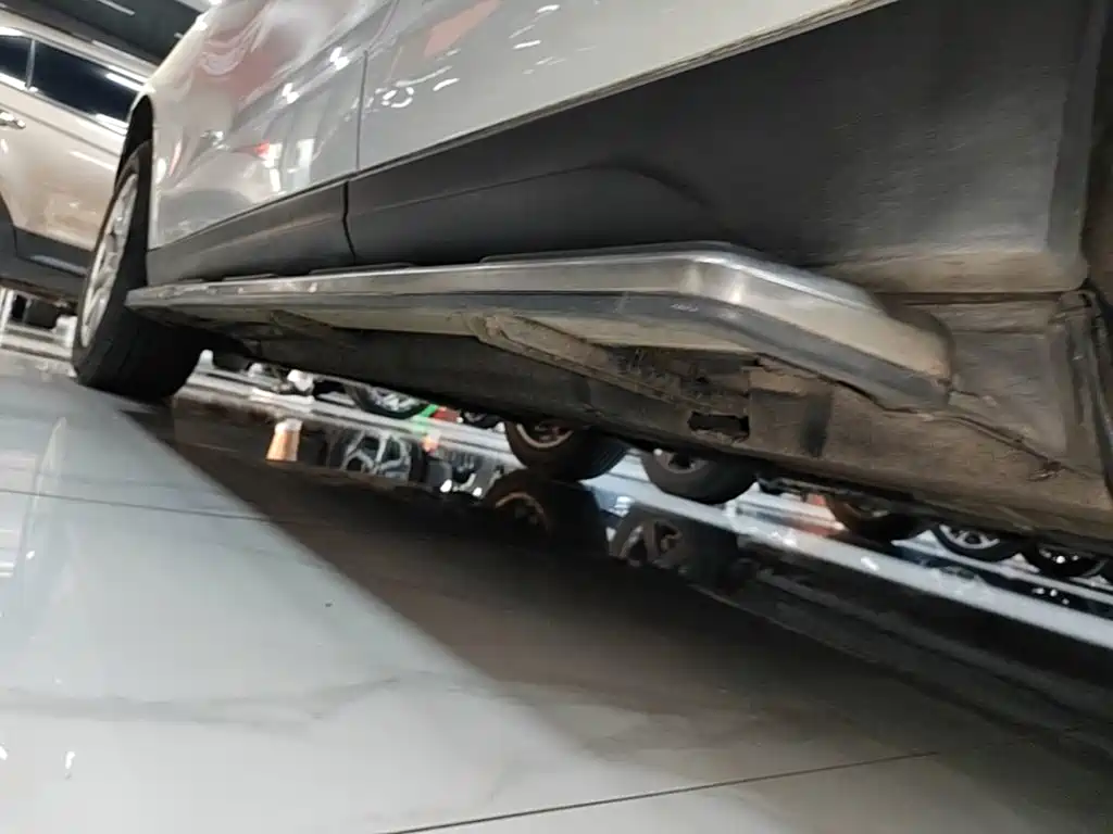 Фото 22 - Audi Q5