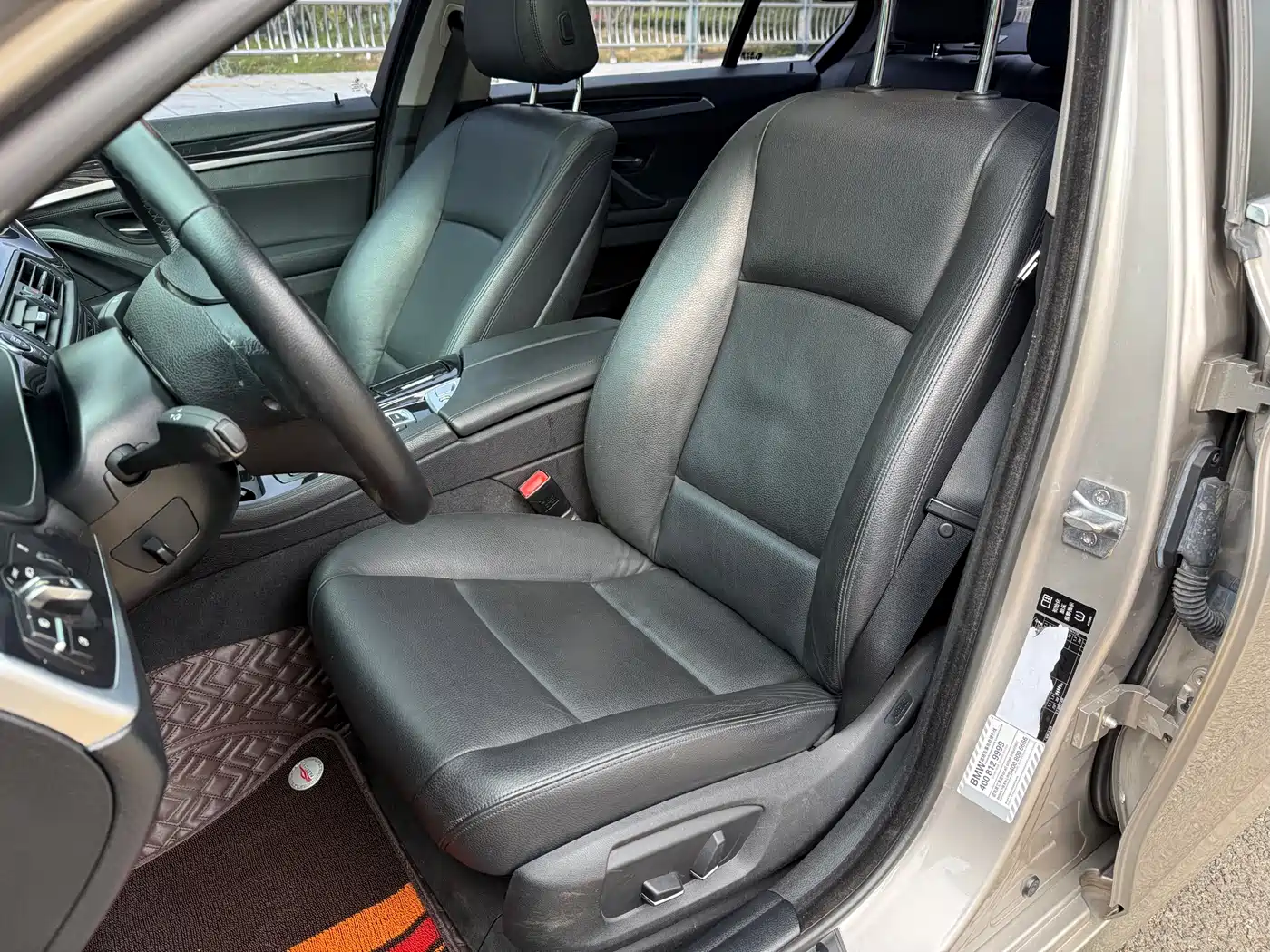 BMW 5 Series 2013 520Li Elegance фото 15