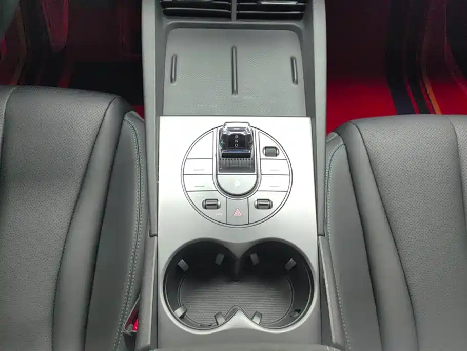 BYD Seal 06 New Energy 2025 DM-i Smart Drive 80KM Luxury фото 16