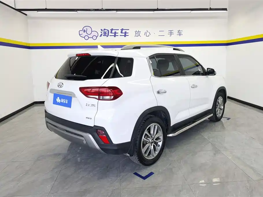 Hyundai Beijing Hyundai ix35 2019 2.0L Automatic 2WD Zhiyong·Smooth Enjoy China VI фото 3