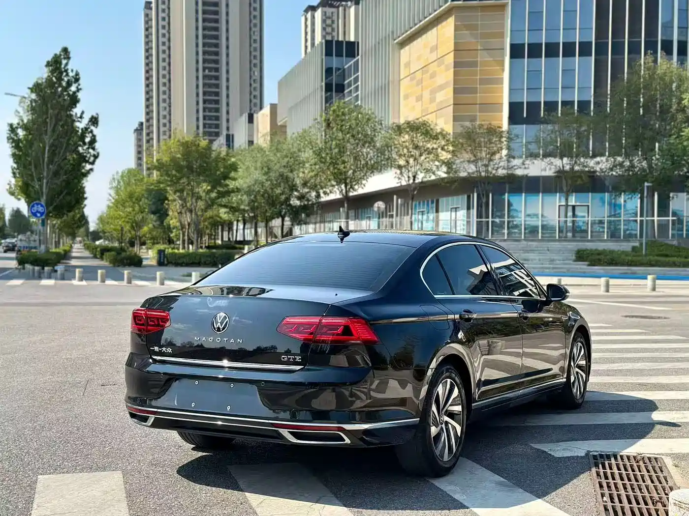 Volkswagen Magotan GTE Plug-in Hybrid 2022 GTE Luxury фото 5