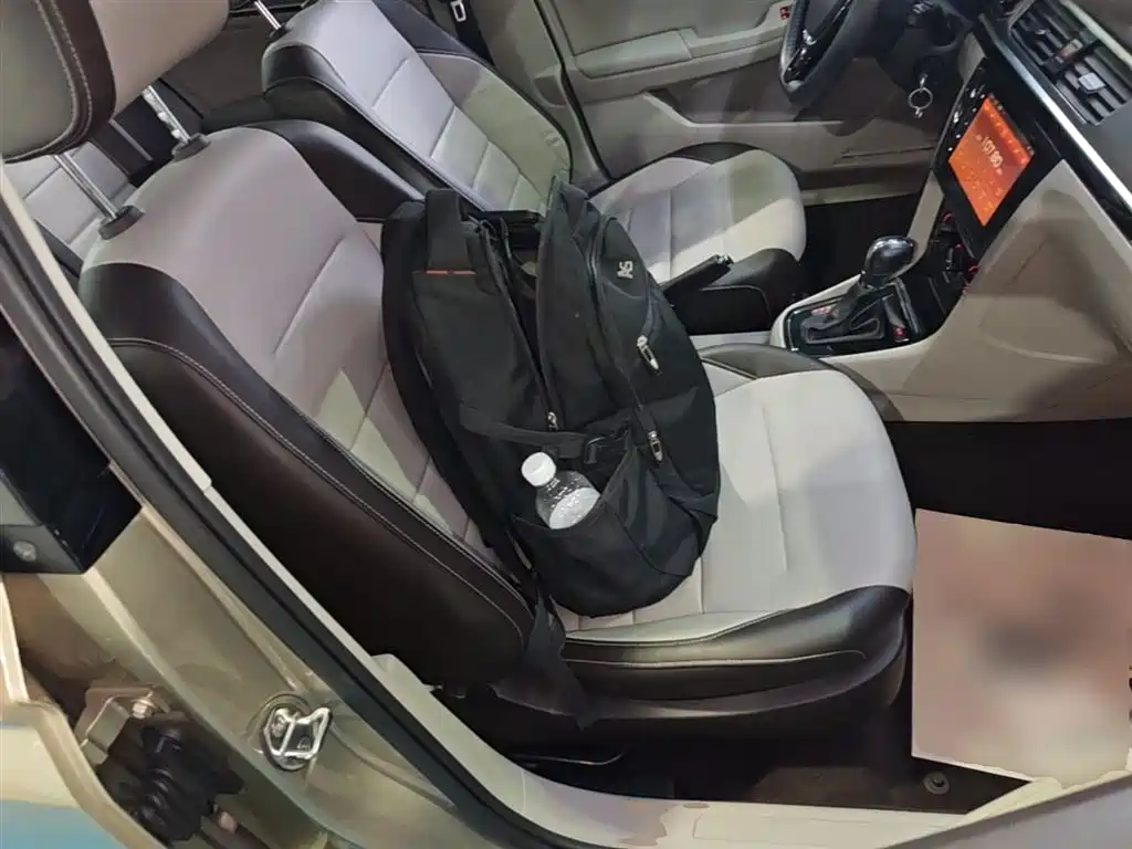 Volkswagen Bora 2016 Model 1.6L Automatic Comfort фото 25
