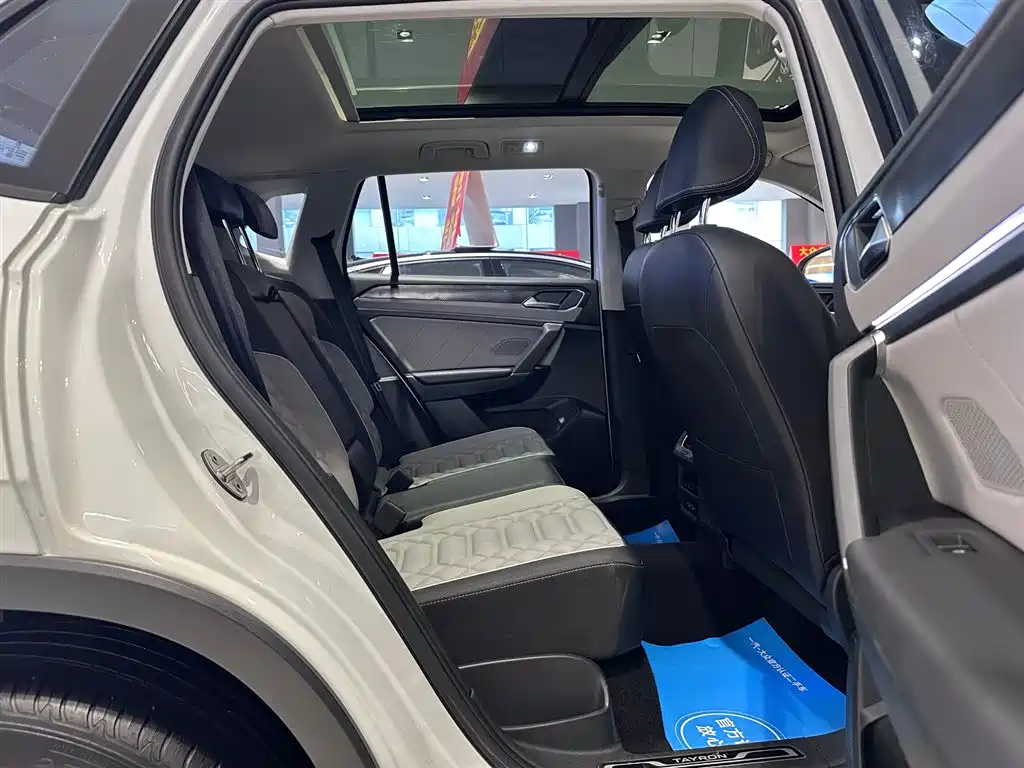 Volkswagen Tayron 2023 300TSI 2WD Luxury Plus Advanced Edition фото 11