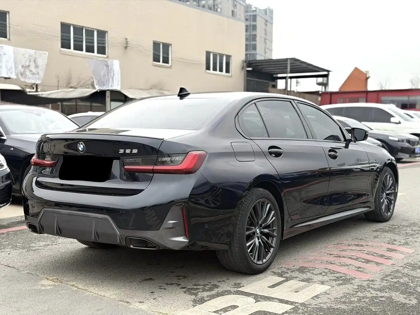 BMW 3 Series 2023 325Li M Sport Black Night Package фото 10