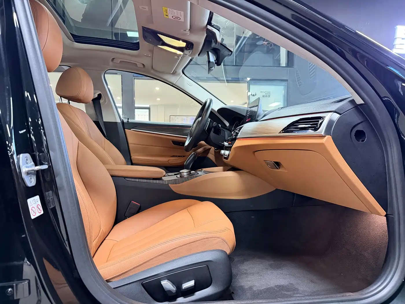 BMW 5 Series 2018 530Li Leading Luxury Package фото 9