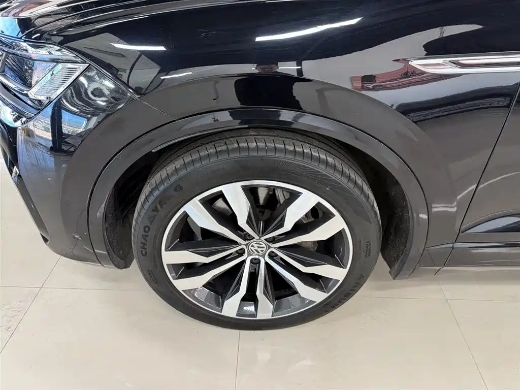 Volkswagen Touareg 2019 3.0TSI Sharp Wisdom Edition China V фото 17