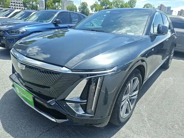  Cadillac IQ Rui Ge 2022 RWD Long Range Luxury Edition