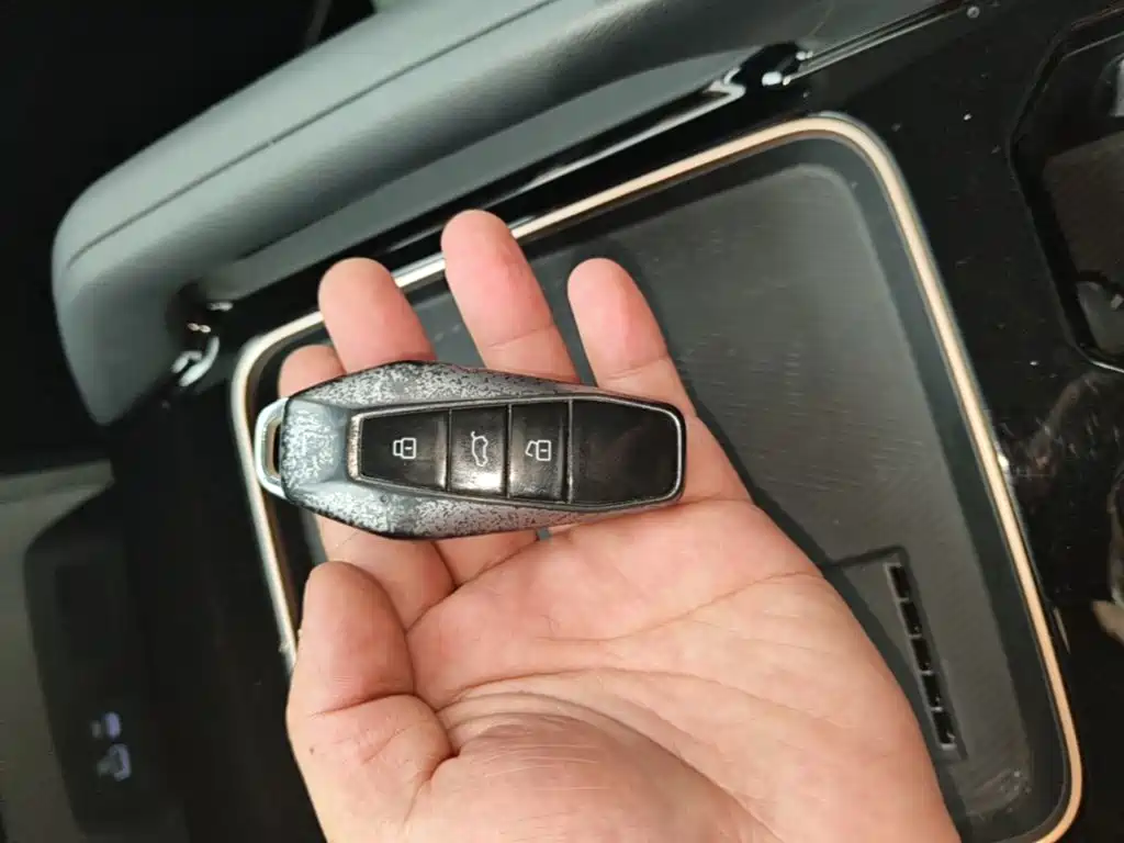 Фото 9 - iCAR 03