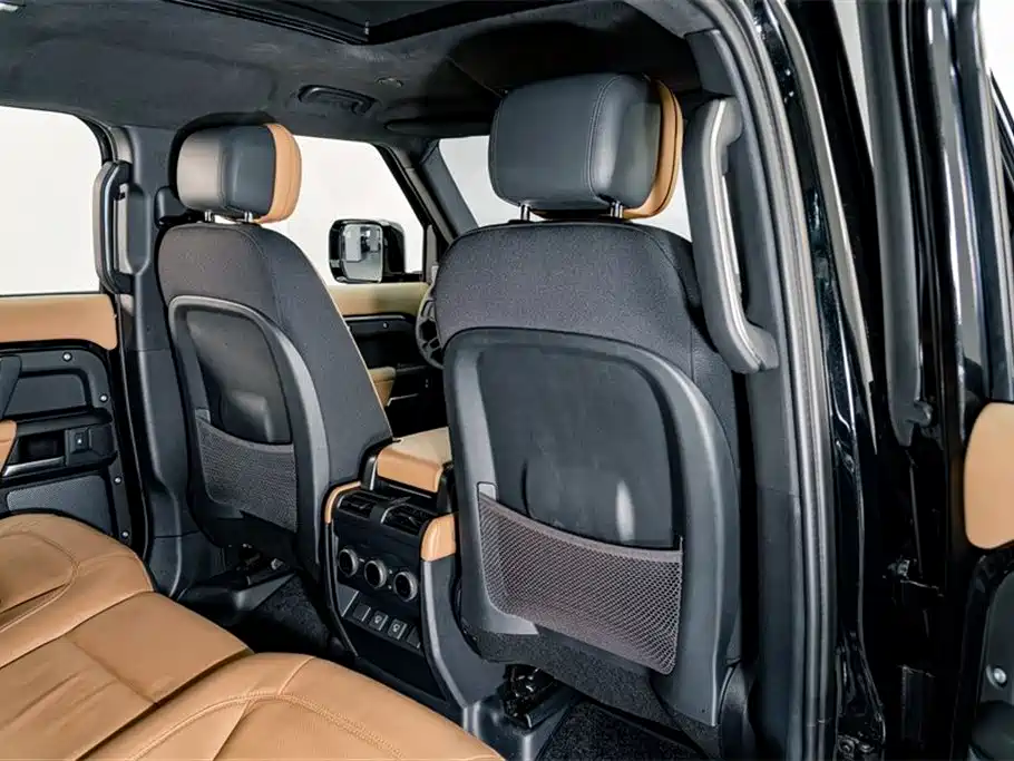 Land Rover Defender 2025 110 3.0T P400 -Dynamic HSE фото 23