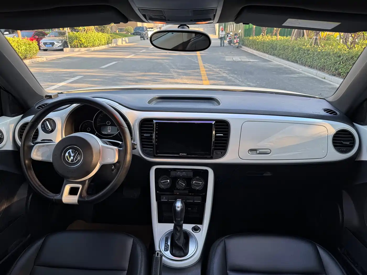 Volkswagen Beetle 2019 2017 180TSI Enjoy