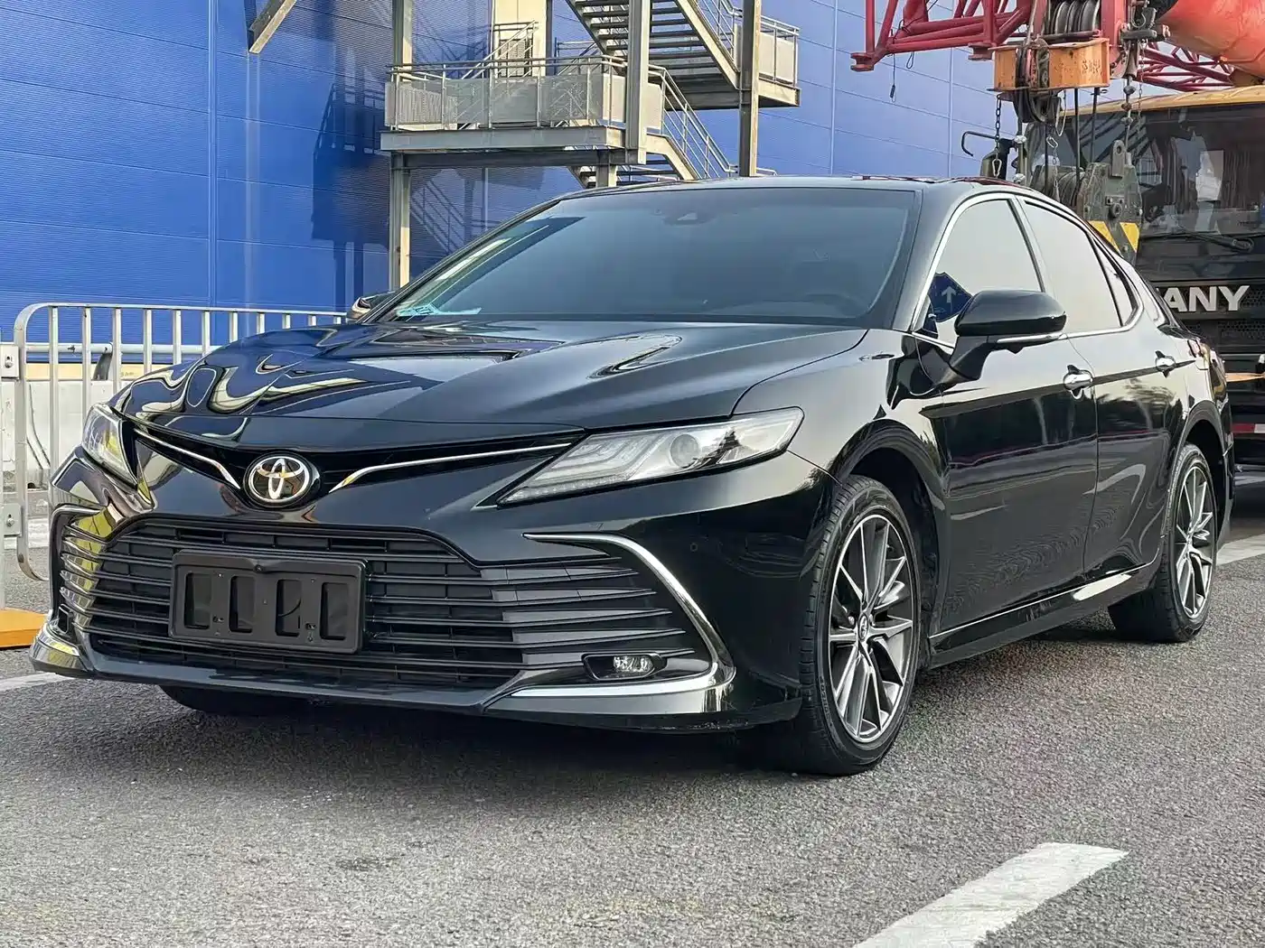 Toyota Camry 2023 2.5G Luxury Edition