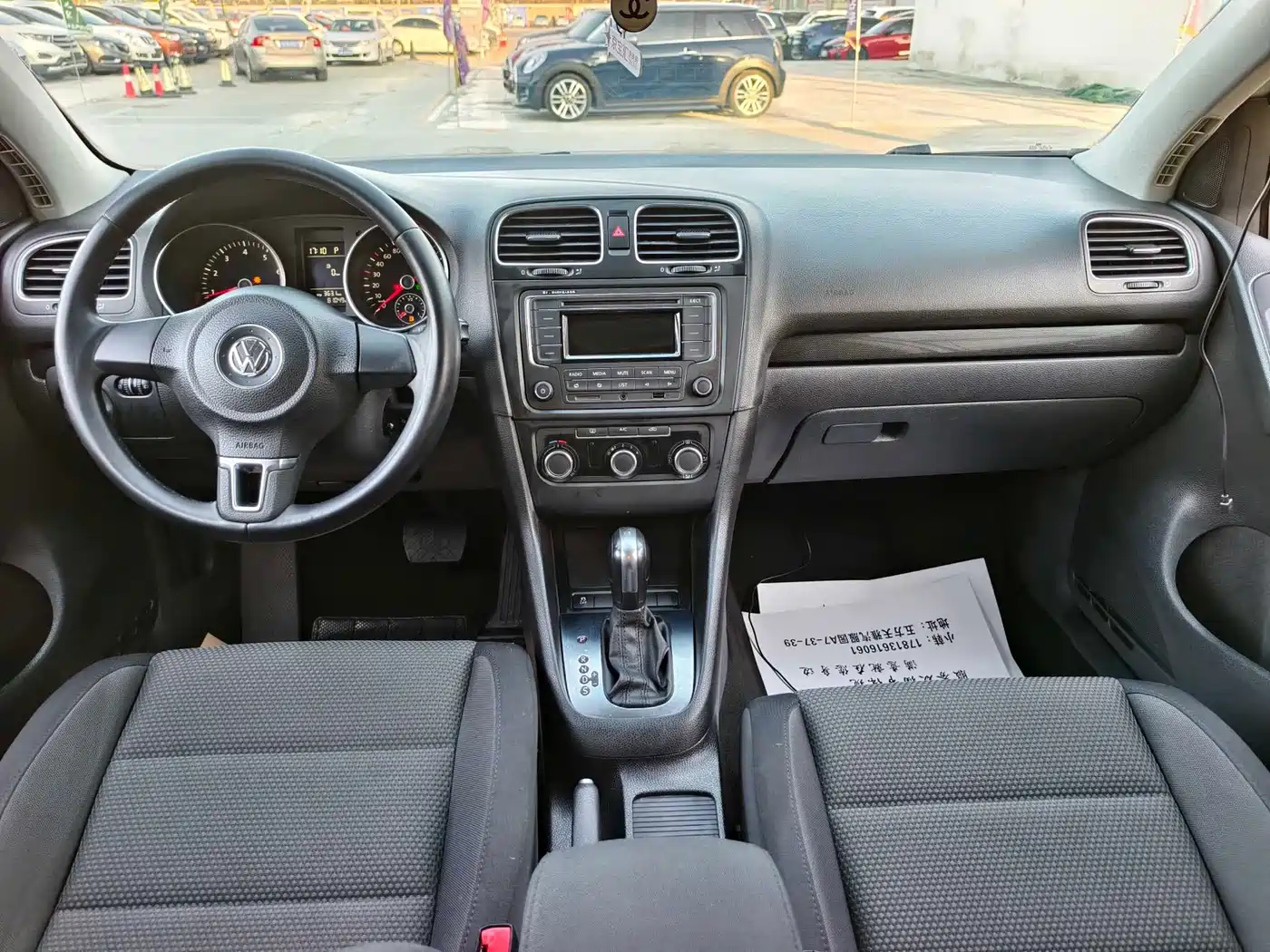 Volkswagen Golf 2014 1.6L Automatic Comfort фото 9