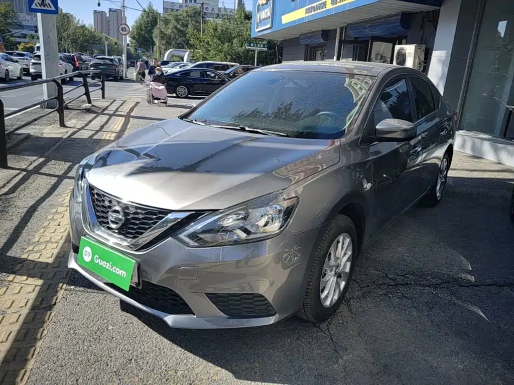 صورة 2 - Nissan Sylphy