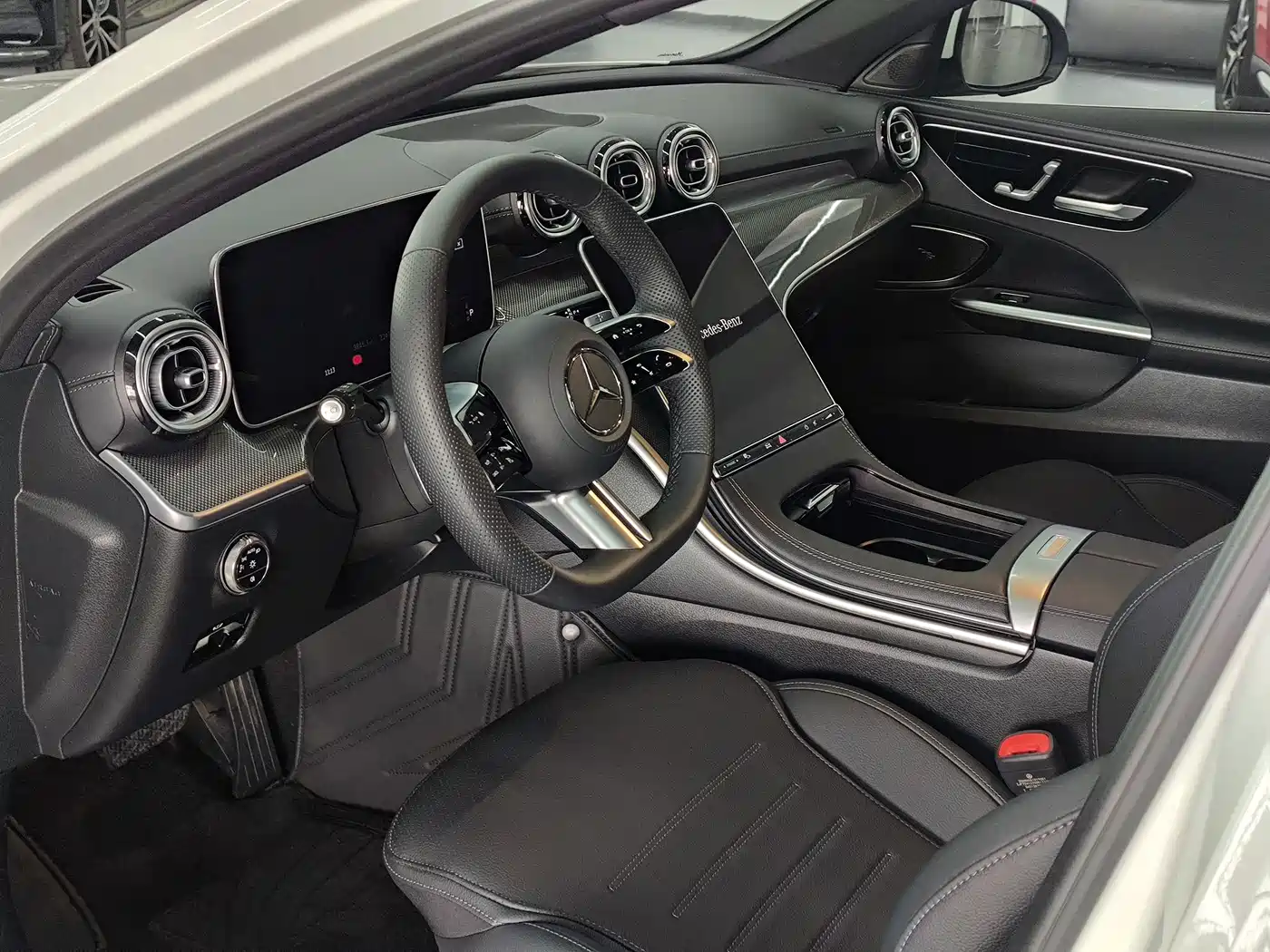Mercedes-Benz C-Class 2024 C 260 L Sport фото 7