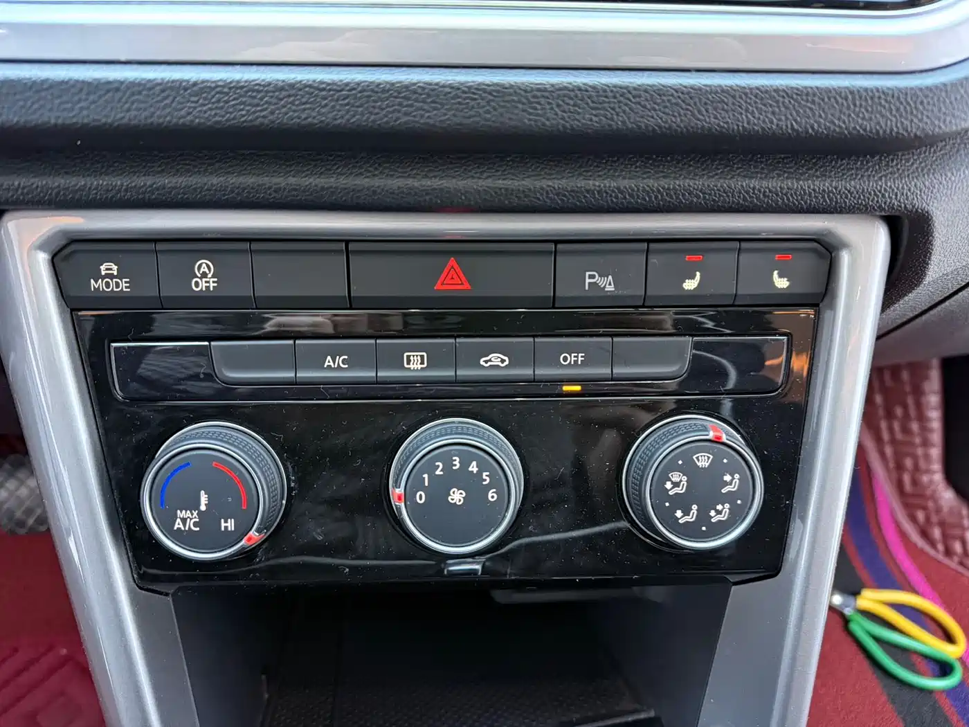 Volkswagen T-ROC 2021 280TSI DSG 2WD Comfort Connected фото 9