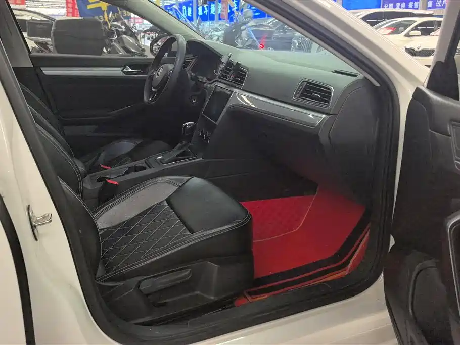 Volkswagen Lamando 2019 230TSI DSG Trend Edition China V фото 8