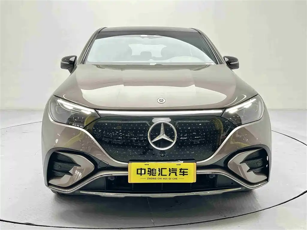 Mercedes-Benz EQE SUV 2024 500 4MATIC Flagship Edition фото 2