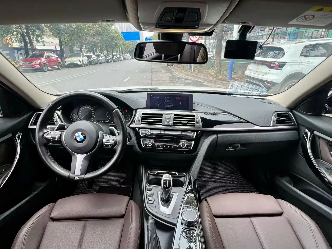 BMW 3 Series 2018 320Li Leading M Sport Package фото 8