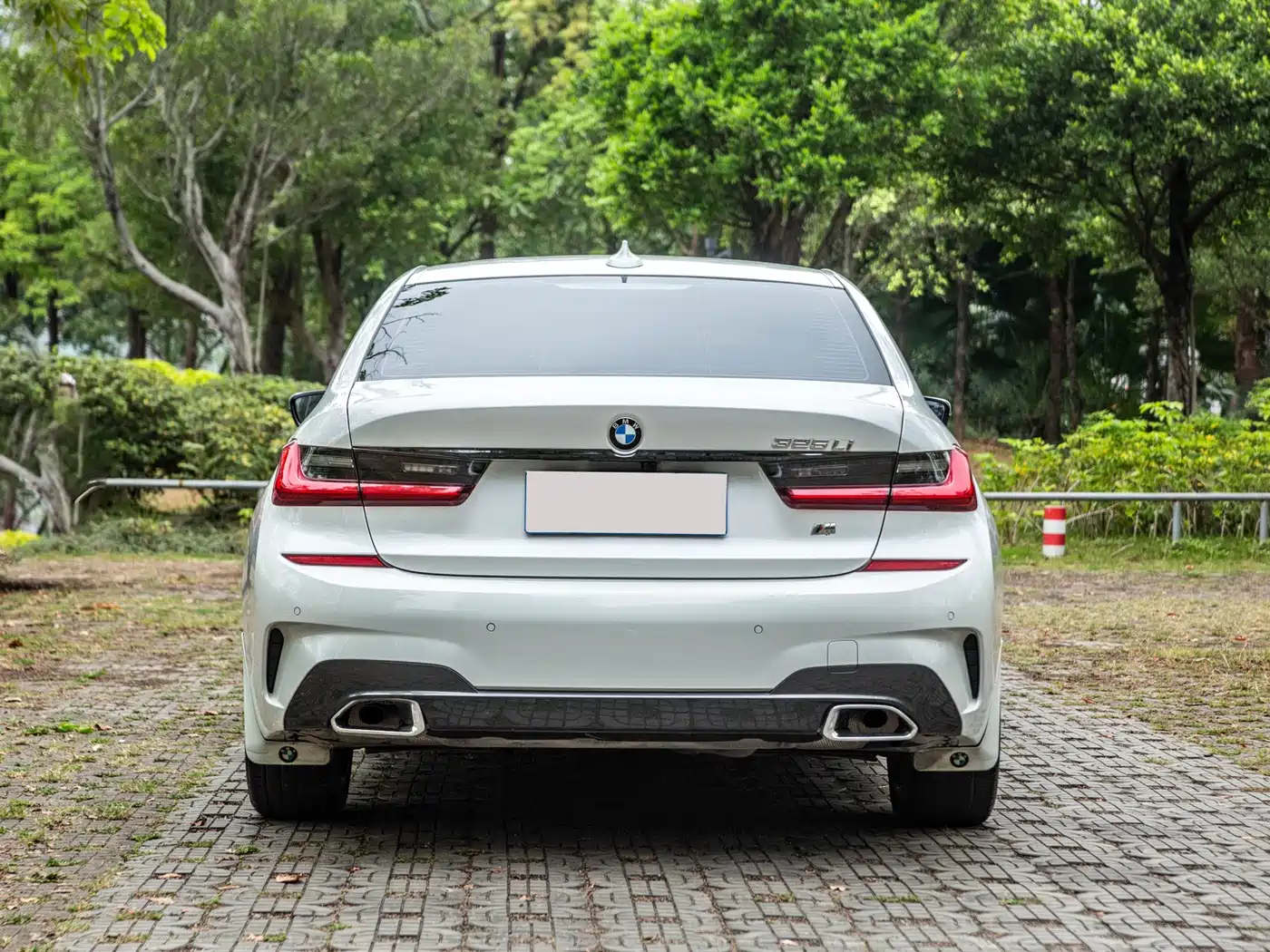 BMW 3 Series 2020 325Li M Sport Package фото 7