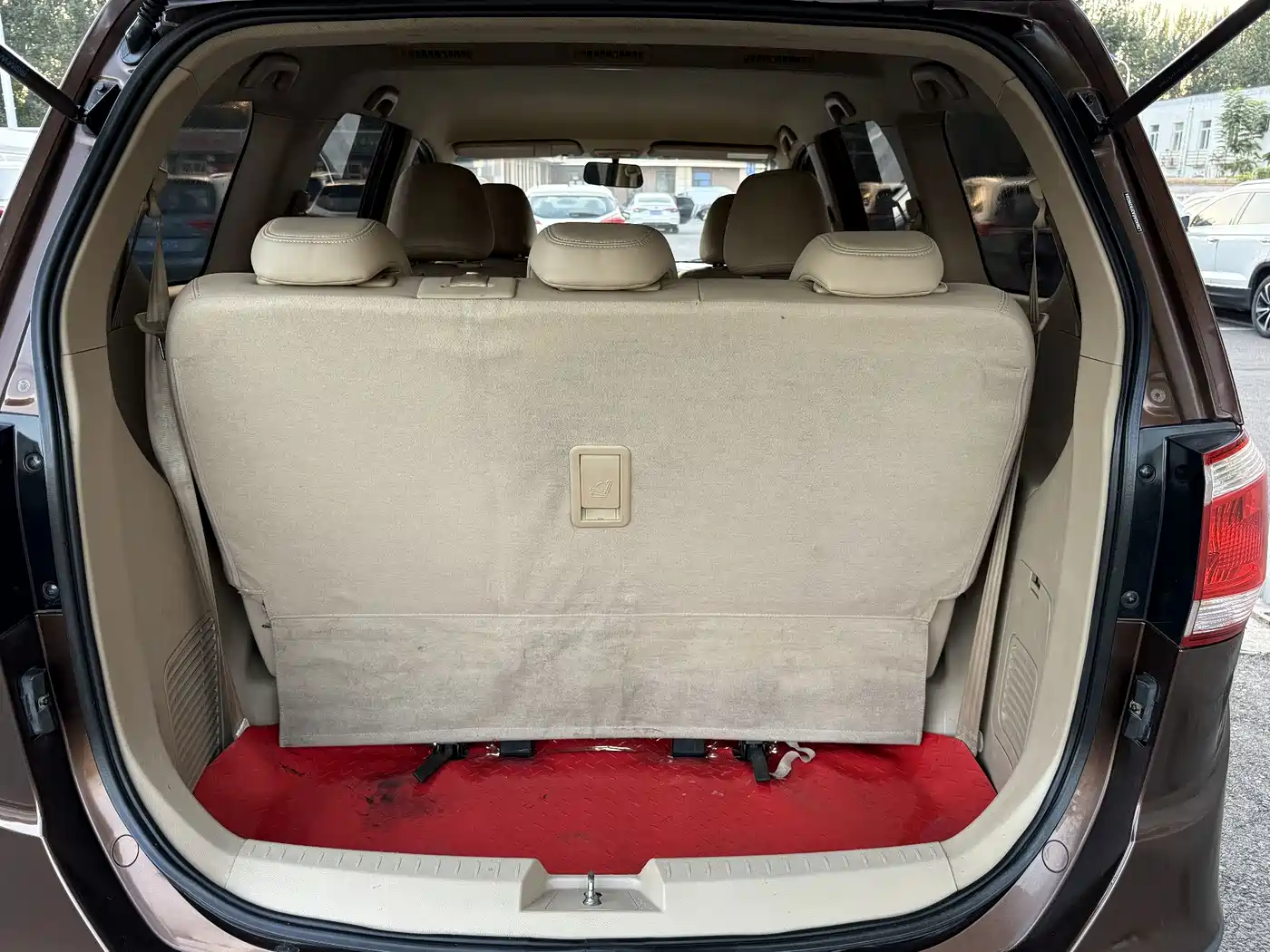 Baojun 730 2015 2014 1.5L Manual Comfort 7-seater