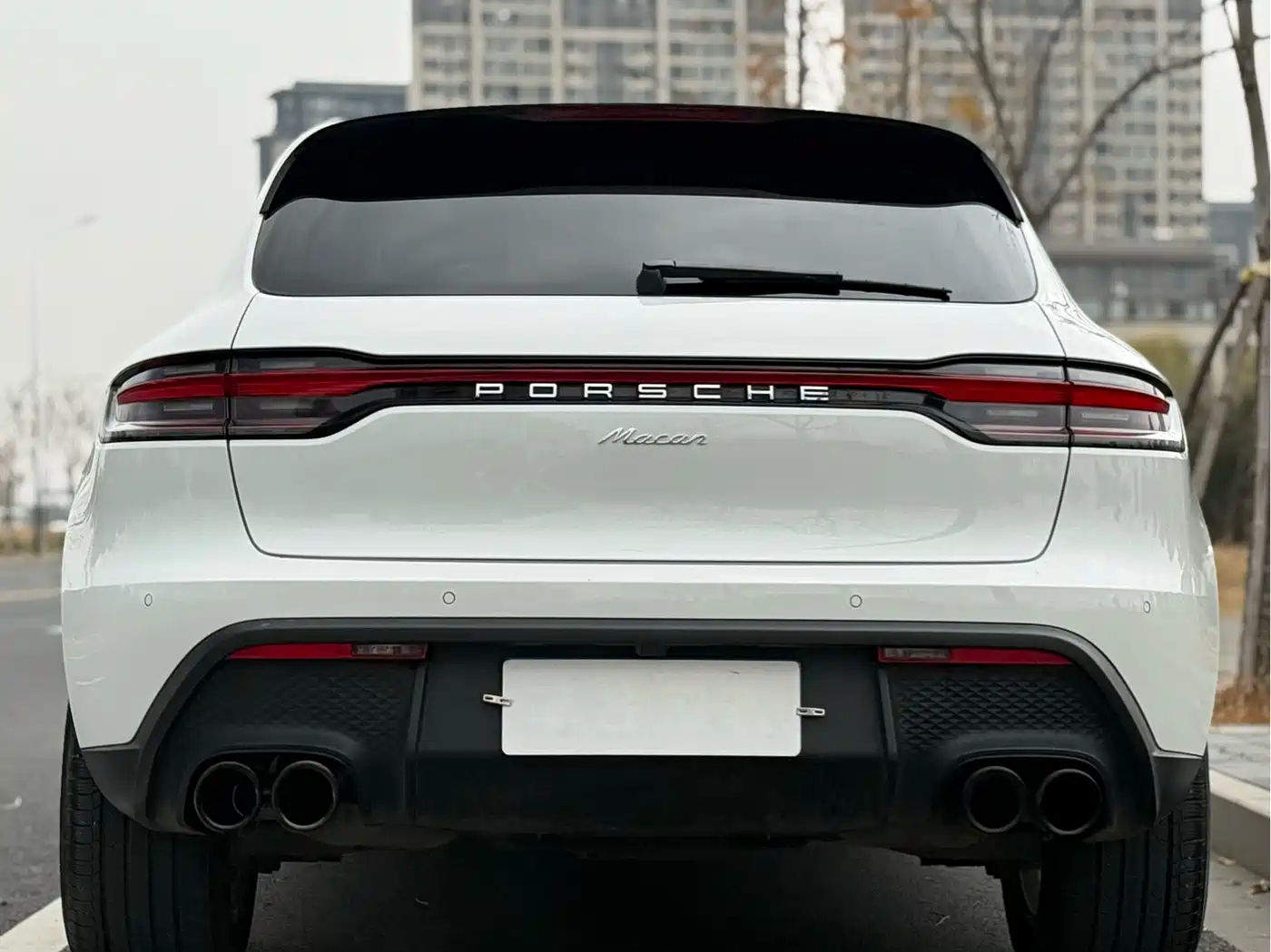 Porsche Macan 2023 Macan 2.0T фото 17