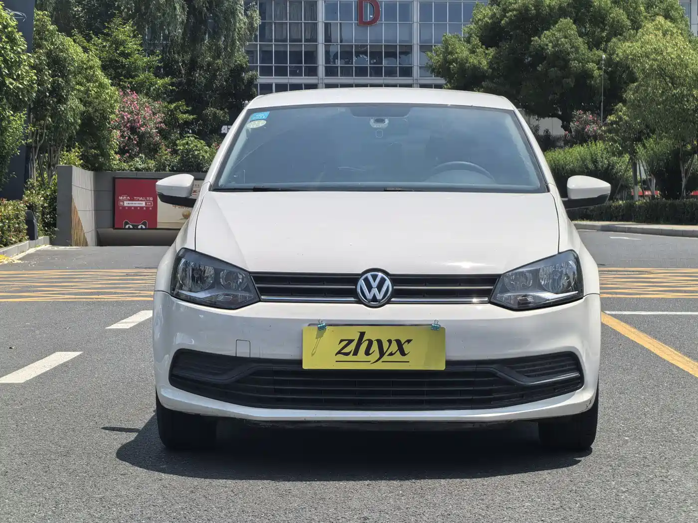 Volkswagen Polo 2018 1.5L Auto Safe Drive фото 2