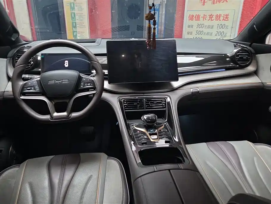 BYD Frigate 07 2023 DM-i 100KM Premium фото 12