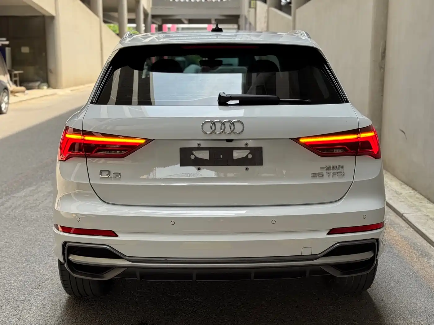 Audi Q3 2023 35 TFSI Progressive Dynamic (1.4T) фото 5