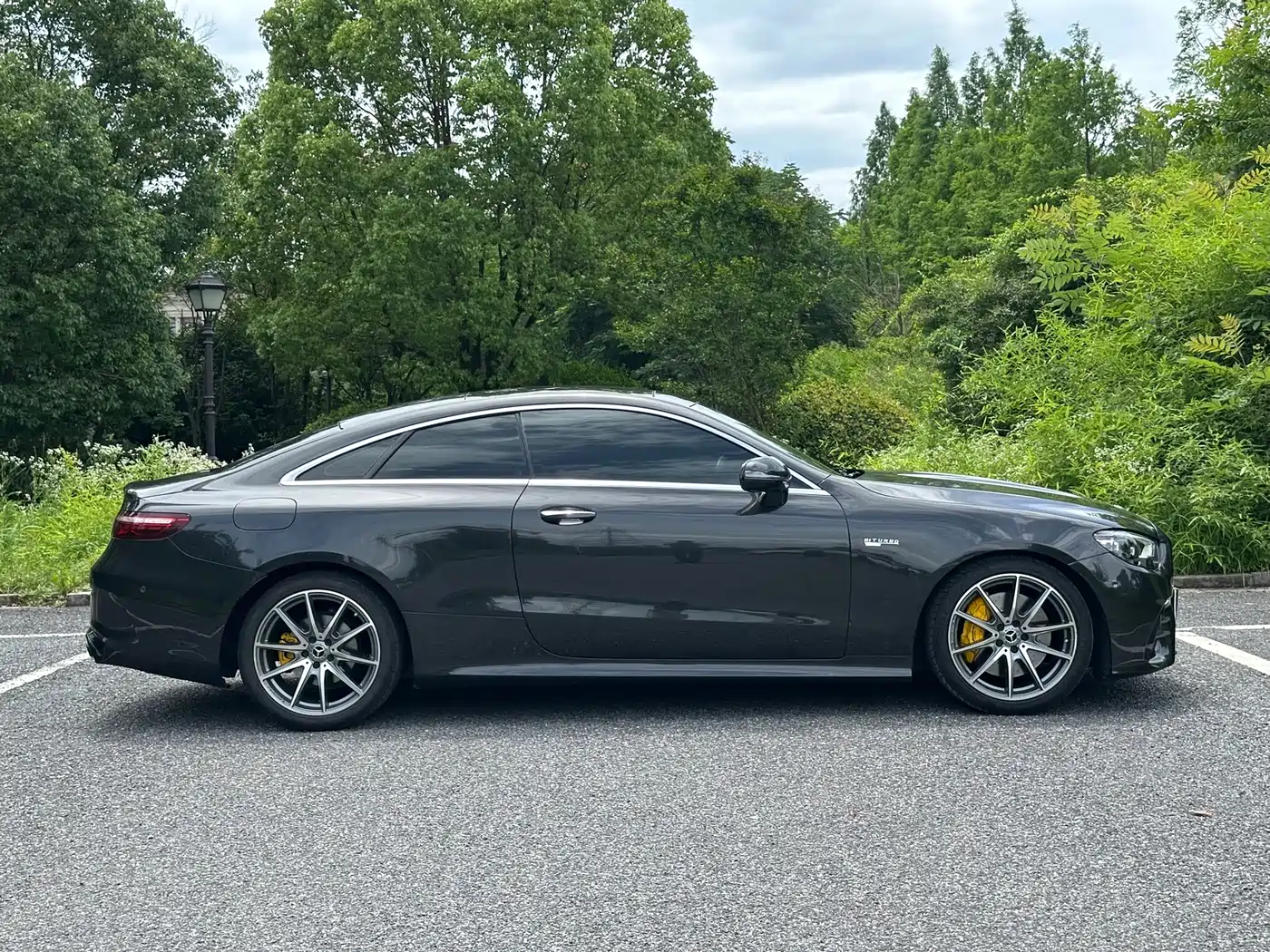 MERCEDES-BENZ E-CLASS (IMPORTED)