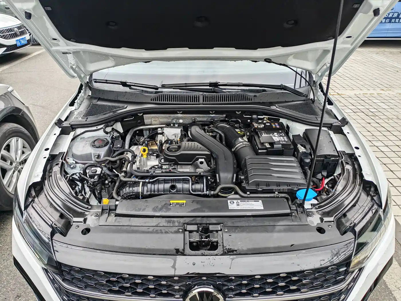 Volkswagen Lavida 2024 Model 300TSI DSG Starlight Leading Edition фото 12