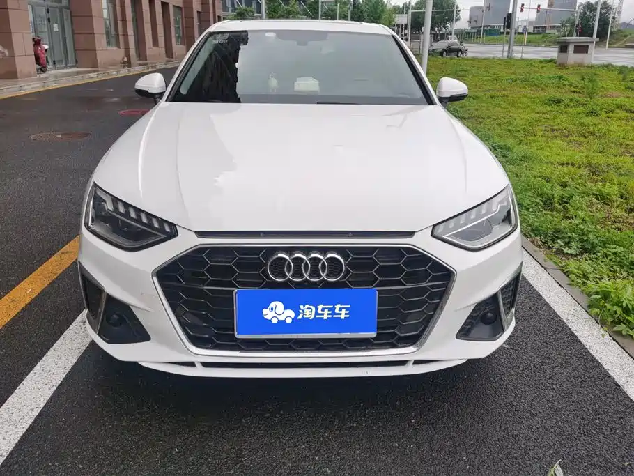Audi A4L 2020 40 TFSI Fashion Dynamic Edition фото 2