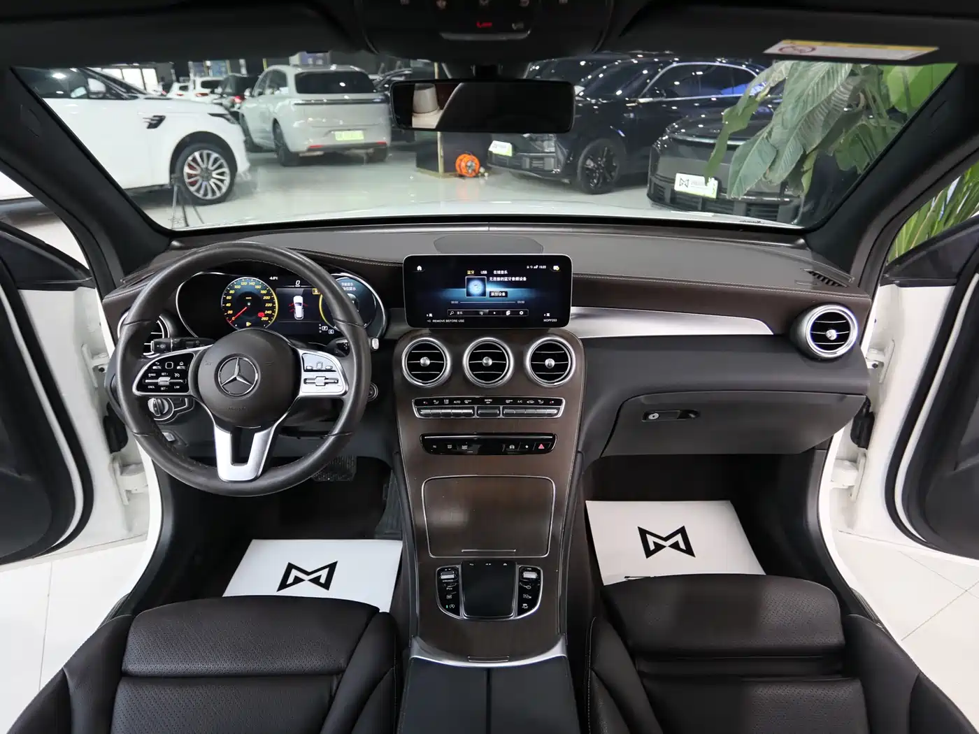 Mercedes-Benz GLC 2021 GLC 260 L 4MATIC Luxury фото 12