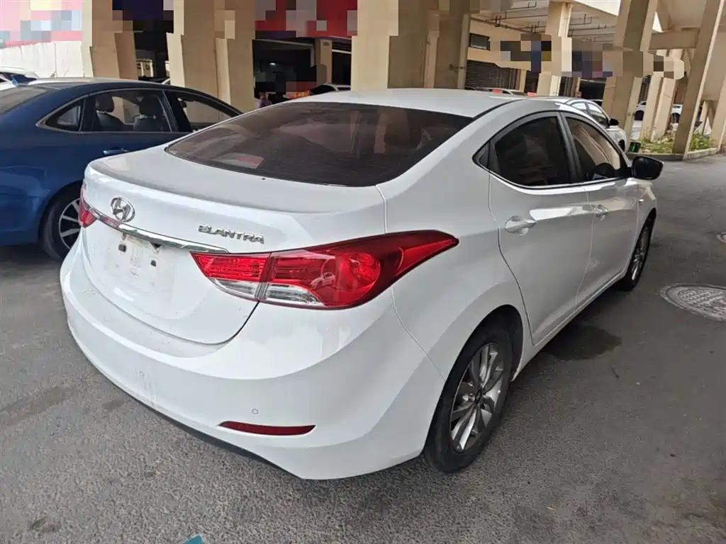 Hyundai Langdong 2012 1.6L Automatic Fashion фото 7
