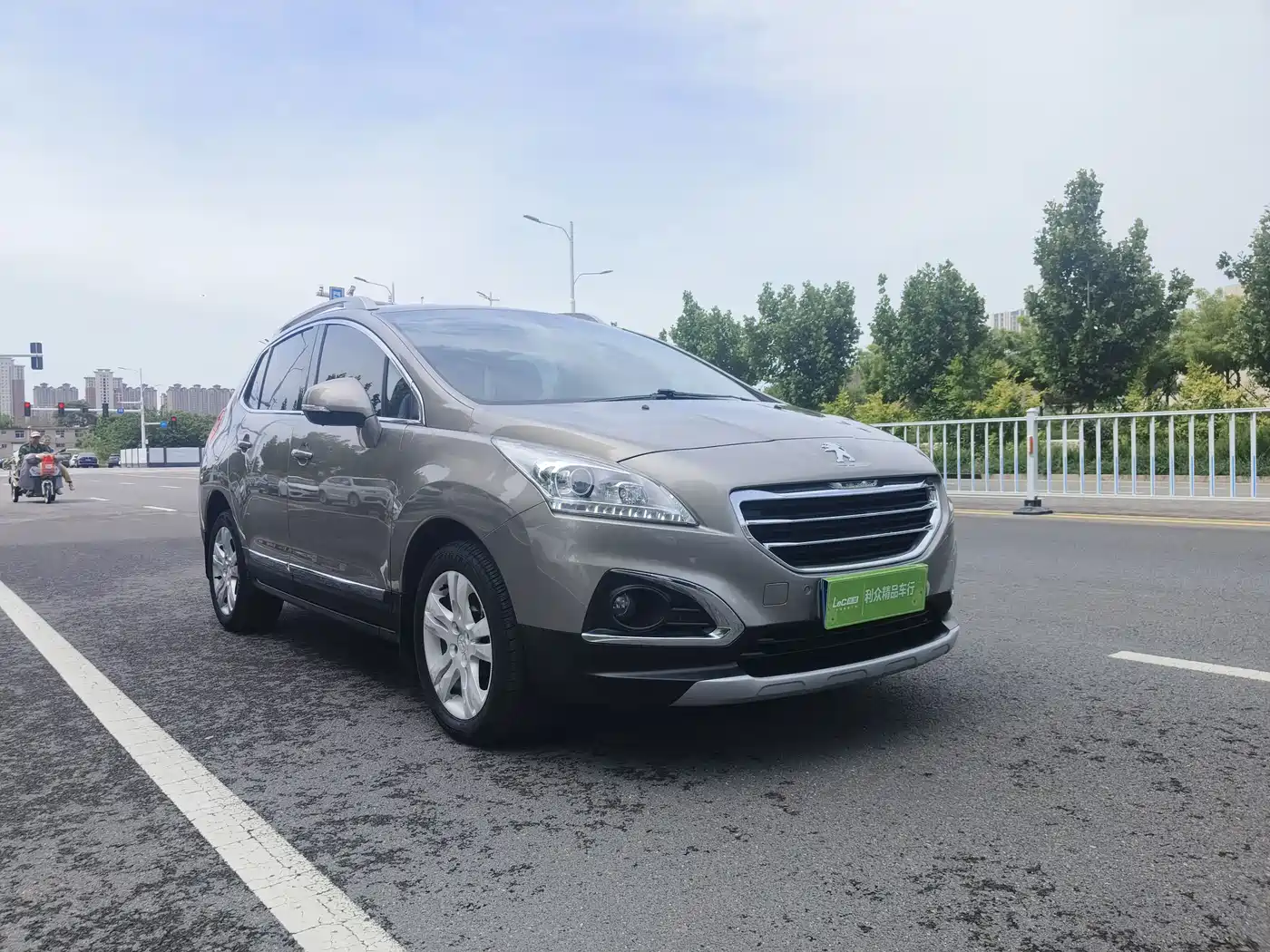 Peugeot 3008 2013 1.6THP Roland Garros Edition фото 3