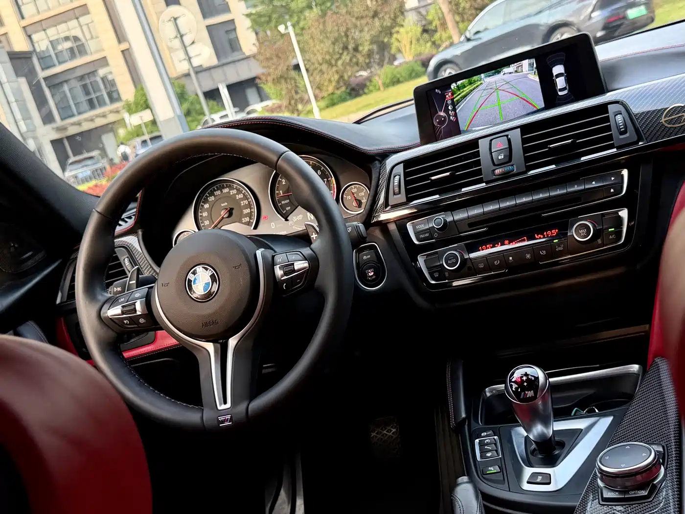 BMW M3 2014 BMW M3 Sedan фото 14
