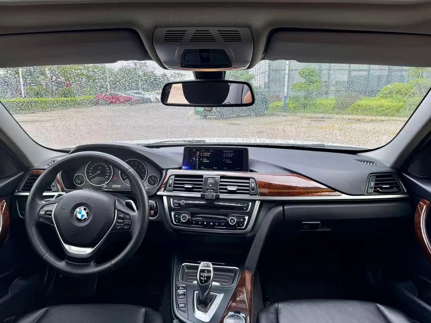 BMW 3 Series 2014 320Li Luxury Design Package фото 5