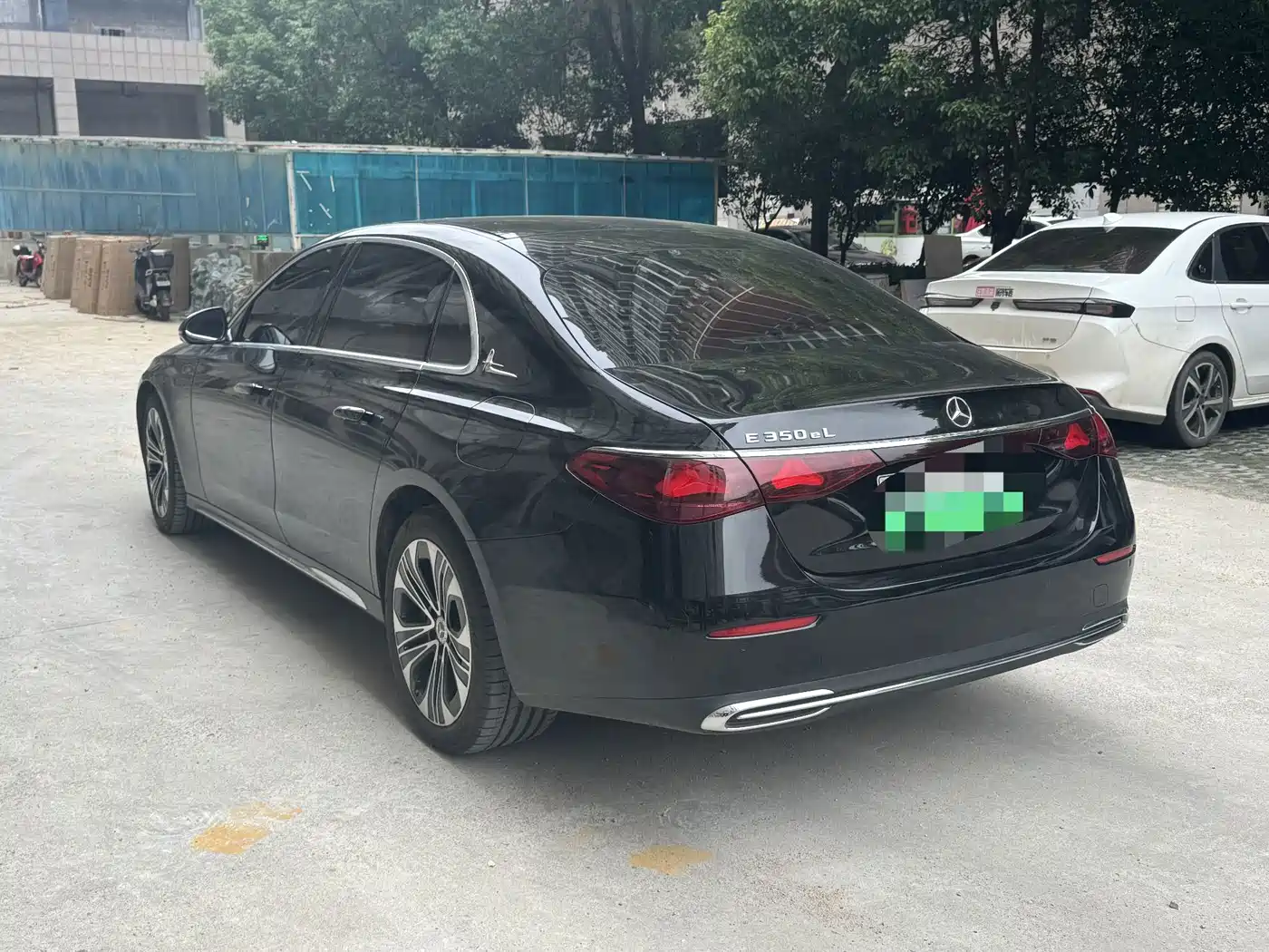 Mercedes-Benz E-Class New Energy 2025 2024 E 350 e L Plug-in Hybrid Sedan