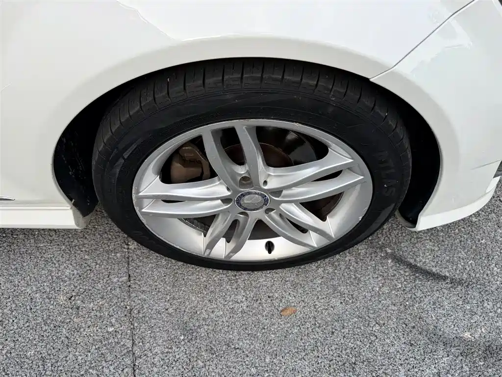 Mercedes-Benz C-Class 2013 C 260 Fashion Grand Edition фото 30