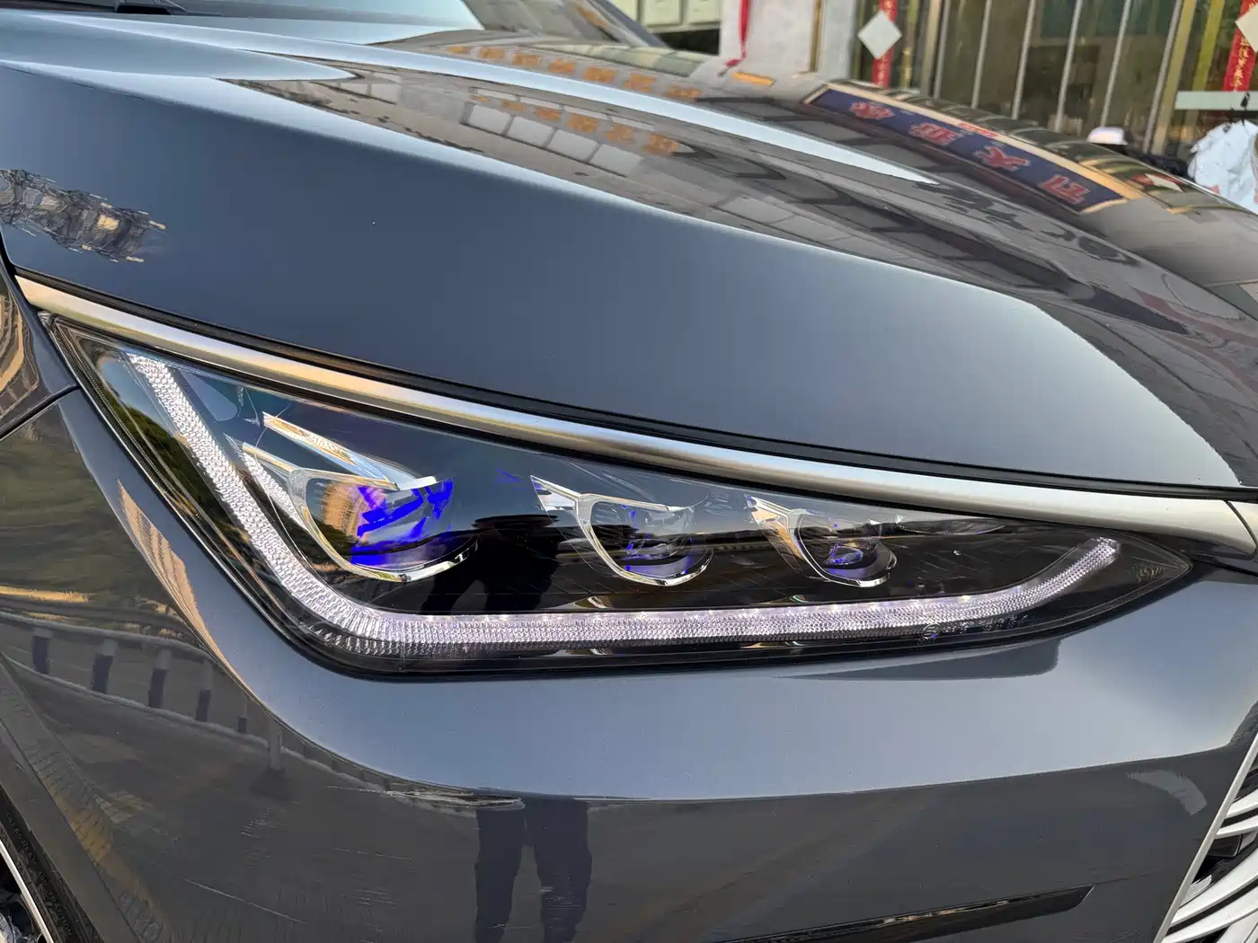 BYD Tang New Energy 2021 DM-i 112KM Honor фото 9