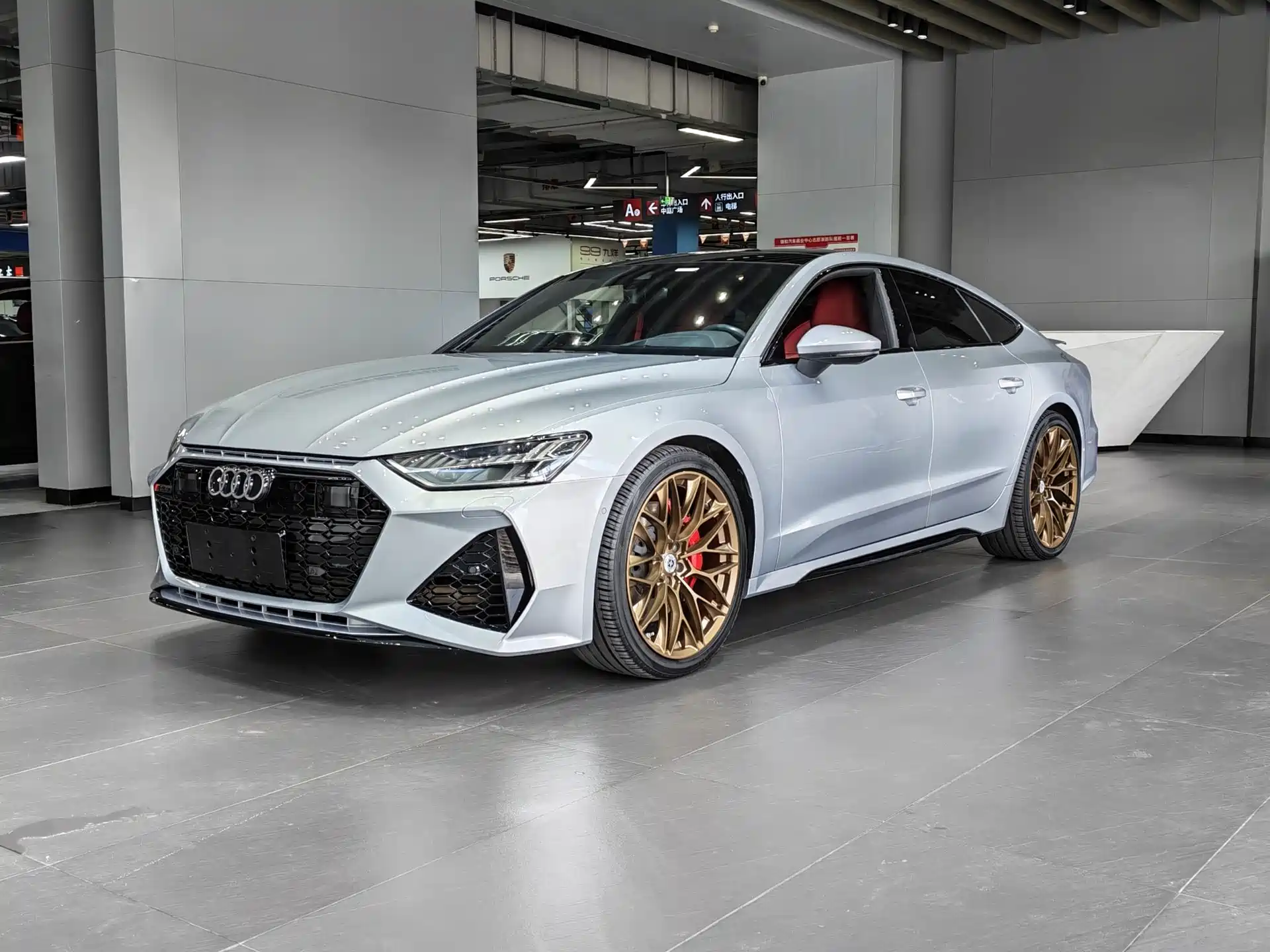 Фото 1 - Audi A7