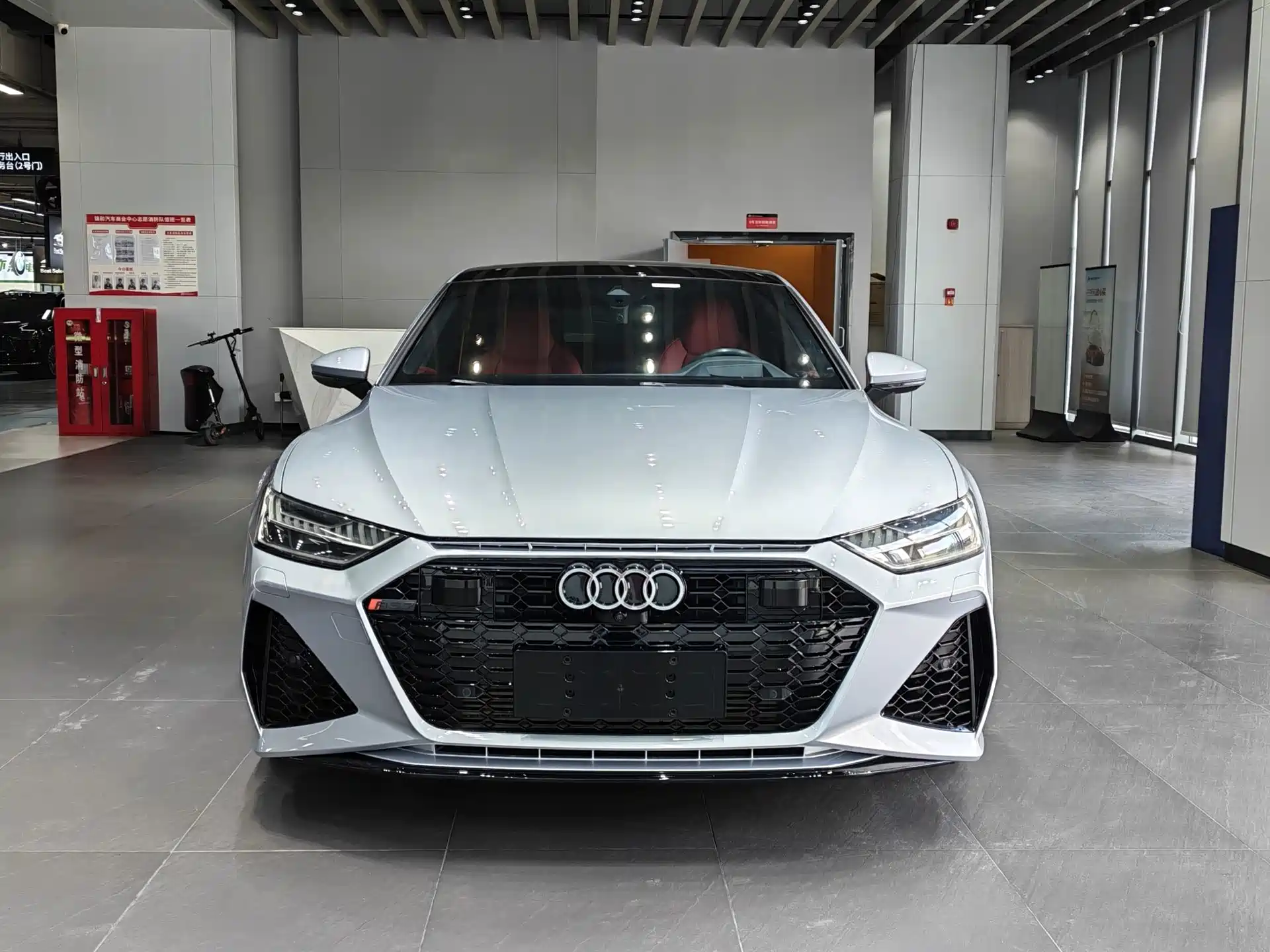 Фото 2 - Audi A7
