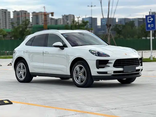 Porsche Macan 2020 Macan S 3.0T — фото 3