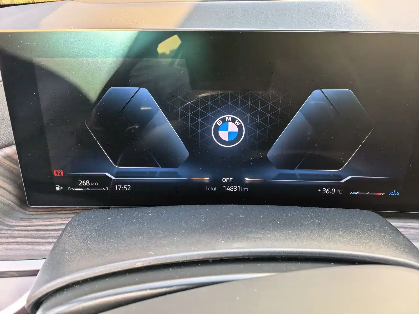 BMW X5 2025 Model xDrive 40Li M Sport Blackout Package фото 12