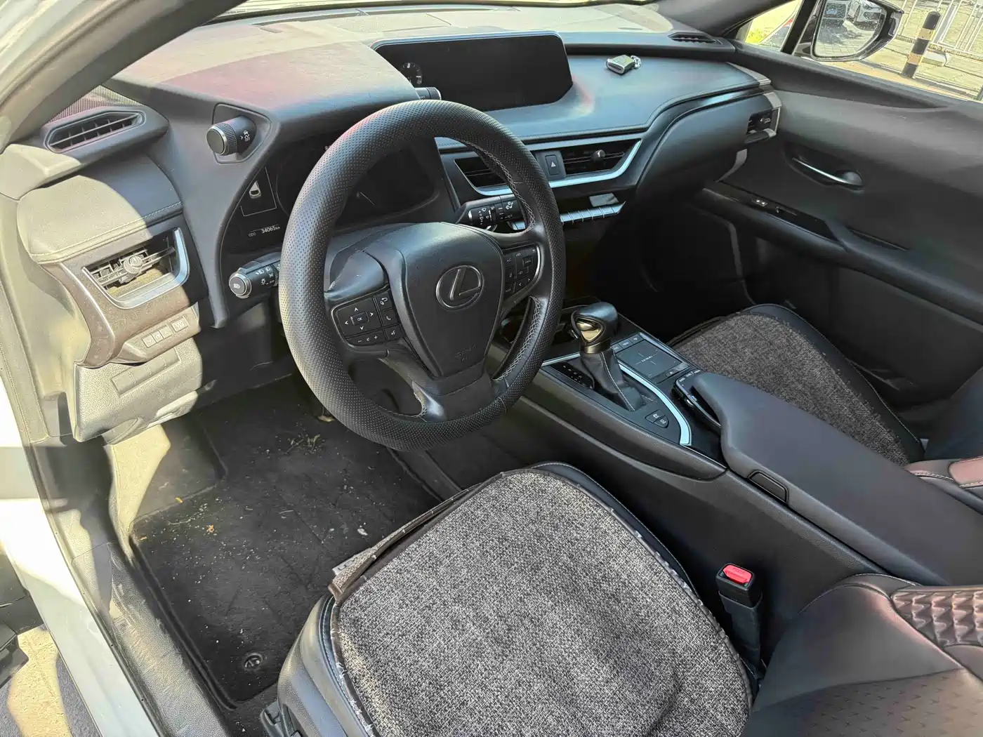 Lexus UX 2020 260h Explore Fun Edition China V фото 4