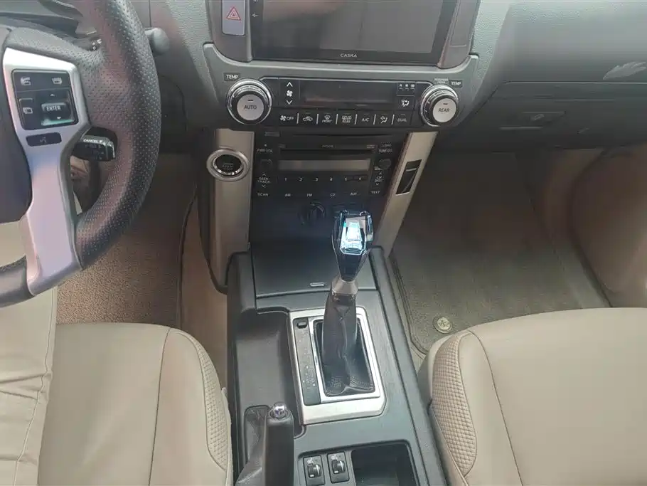 Toyota Prado 2010 4.0L Automatic TX фото 16