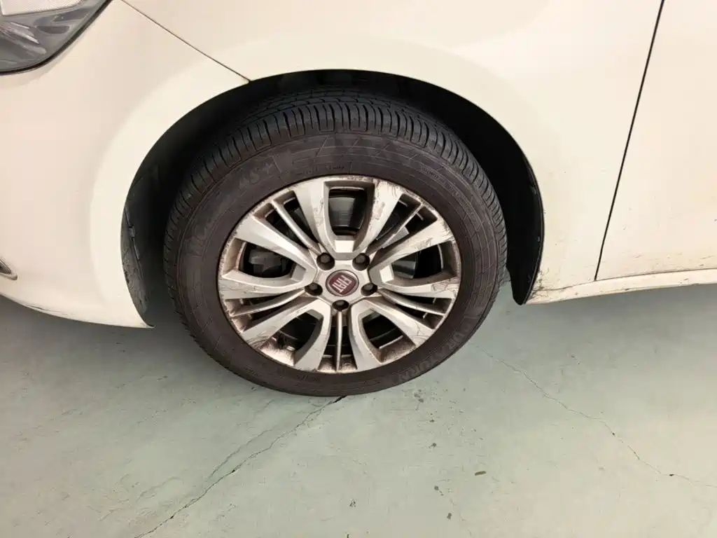 Fiat Viaggio 2015 2015 1.4T Auto Sport Edition