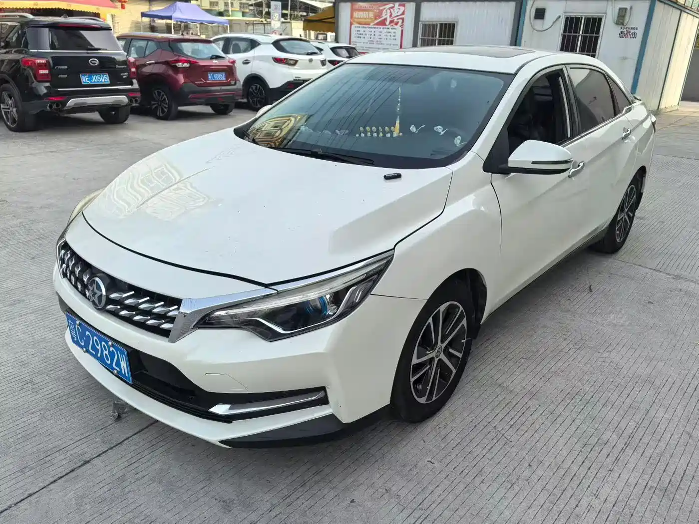 Venucia D60 2017 2018 1.6L CVT Smart Elite Edition