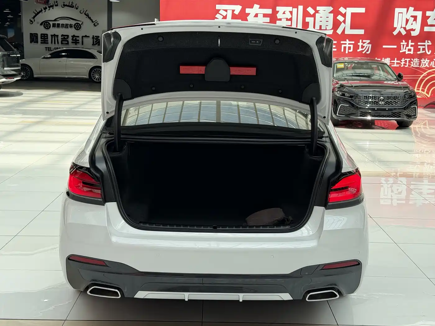 BMW 5 Series 2023 530Li Premium M Sport Package фото 17