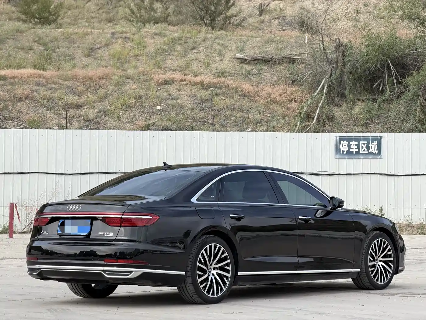 Audi A8 2019 A8L 50 TFSI quattro Comfort фото 6