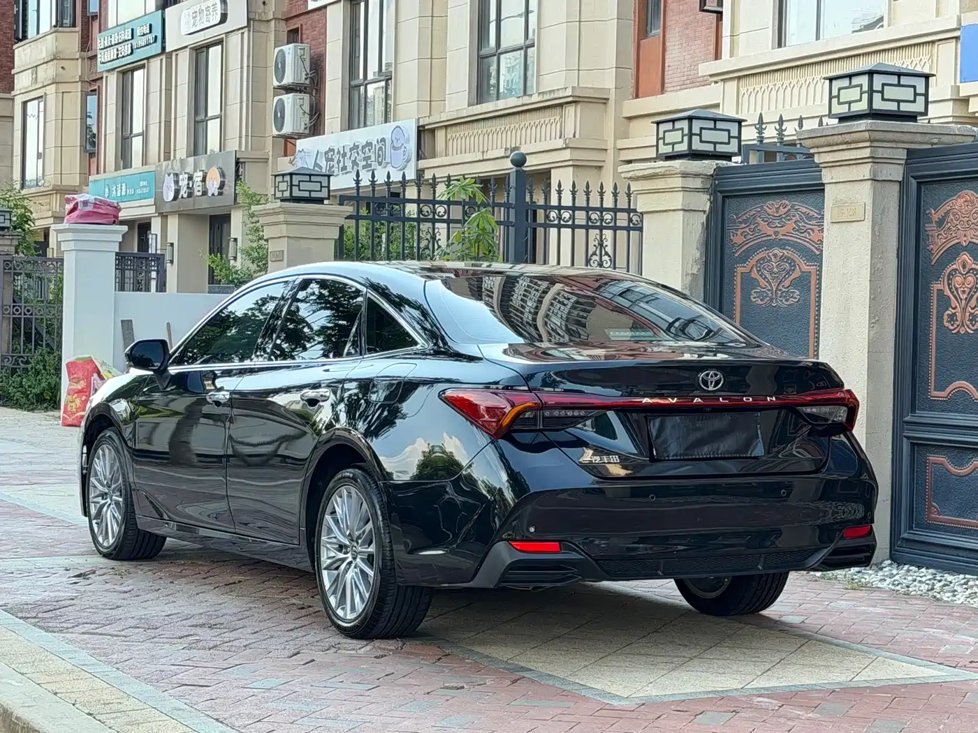 Toyota Avalon 2024 2.0L Luxury Edition фото 7